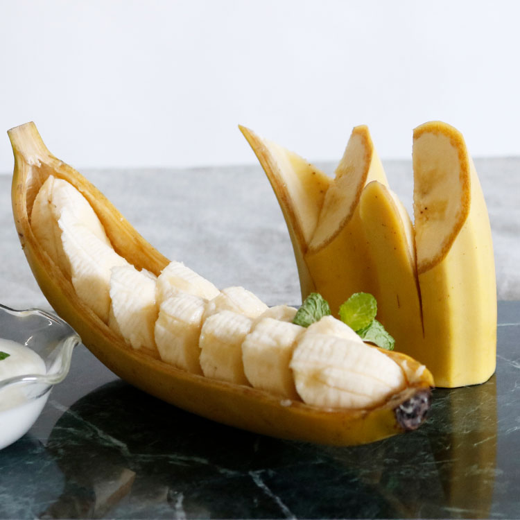 皮を器に 工夫でおしゃれ バナナのボート バナナの飾り切り Kufura クフラ 小学館公式