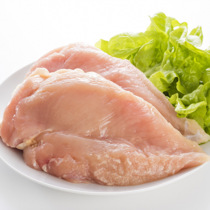 すぐ使わないなら早めに冷凍！鶏むね肉・ささみの長持ち保存方法…選び方や冷凍保存の仕方