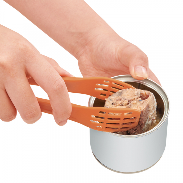 「煮汁切りスリット」が地味に便利！サバ缶生活がより快適になるミニトング発売