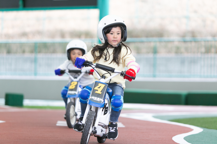 １人でバイクに乗れたよ！子どもと感動体験「鈴鹿サーキット」に4つのバイクアトラクションが誕生