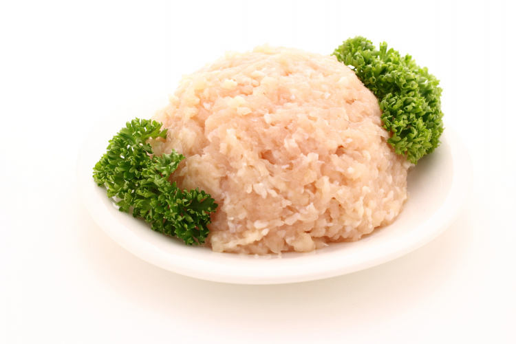 コスパ最強！「鶏ひき肉」家族みんなが大好きなレシピを主婦301人に調査
