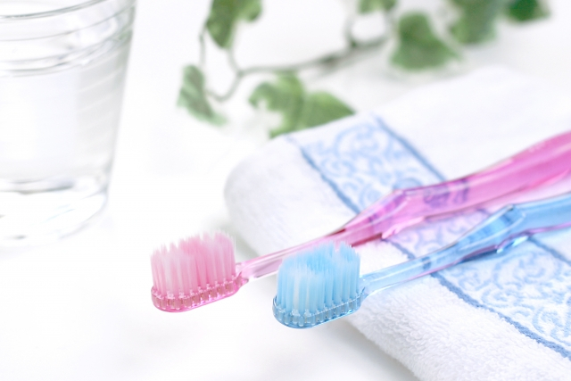 かける「歯ブラシ」収納、増えてます！使いやすい歯ブラシの収納術まとめ【kufura収納調査隊】vol.66