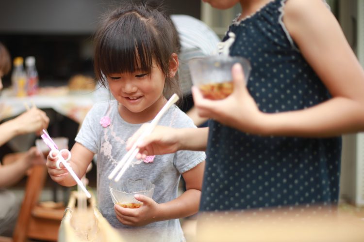 子どもに夏らしいことをしてあげたい お家にいながらできる夏満喫プラン パパママのアイディア大集合 Kufura クフラ 小学館公式