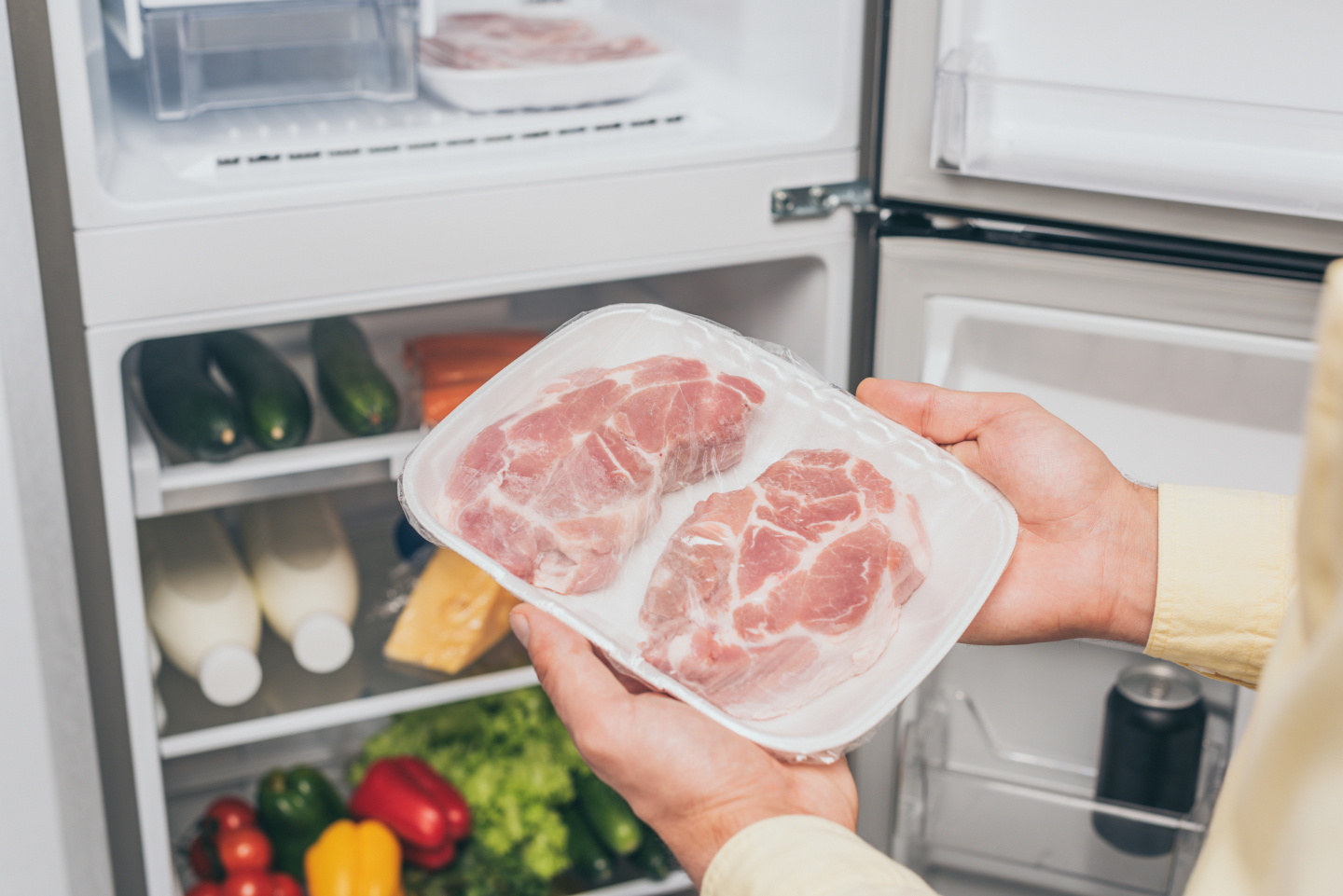 冷蔵庫の野菜や肉・調味料も上手に使い切る！食材のうっかり期限切れを防ぐ技あり管理方法