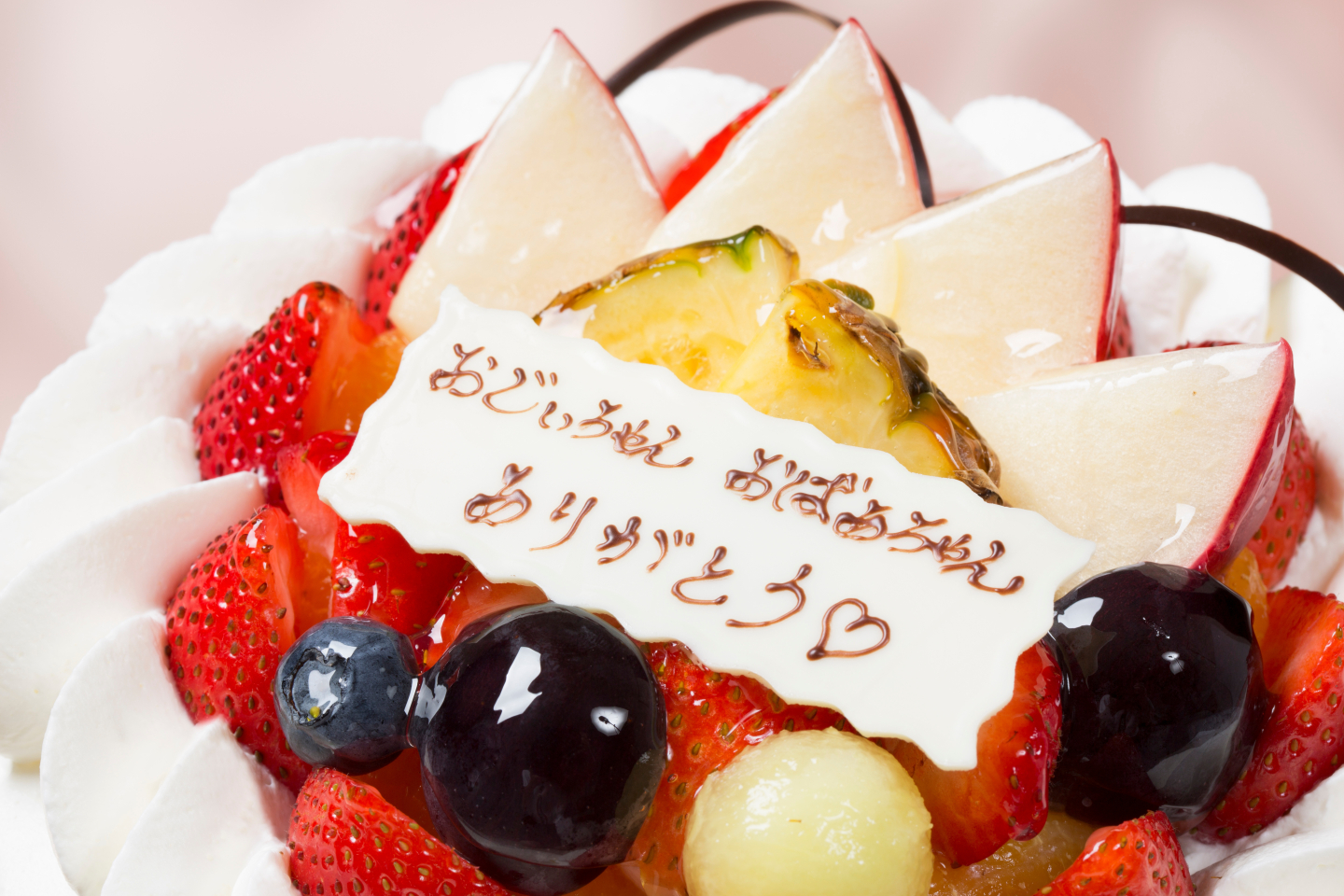 「敬老の日のプレゼント」食べ物なら何が嬉しい？おじいちゃん・おばあちゃん305人に調査
