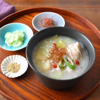 【鶏のうま味をじっくり味わうサムゲタン風スープ】楠さんちのホットクックレシピ Vol.51