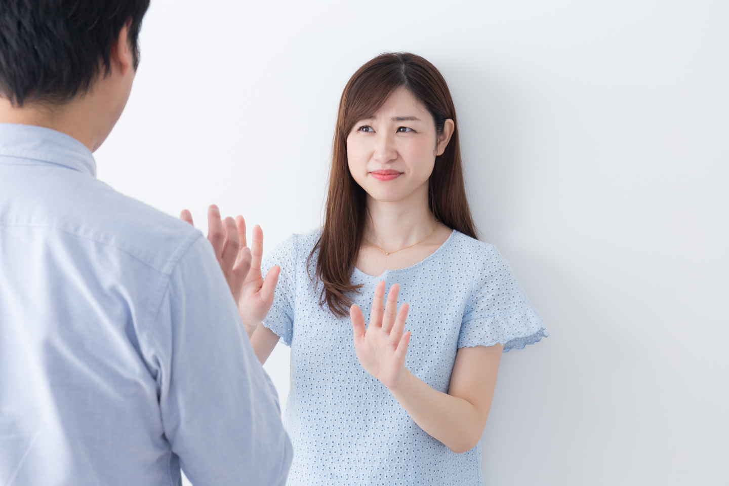 【妻の本音を調査】夫からのスキンシップ「嬉しい」と「うざい」の分かれ目は？クタクタの時はお断り？ Kufura（クフラ）小学館公式