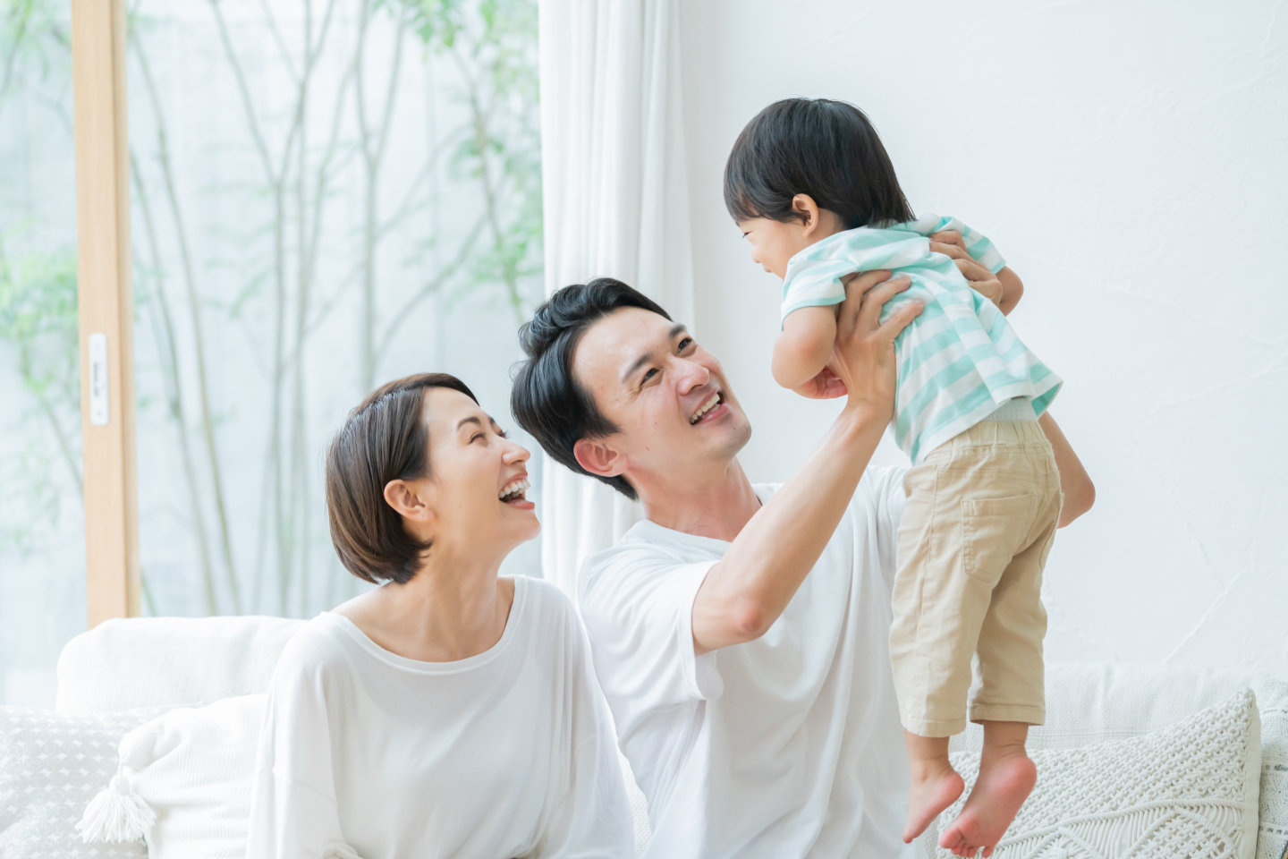【父親編】子どもをもってから「自己肯定感が下がった」経験のあるパパは3割。母親との違いは…