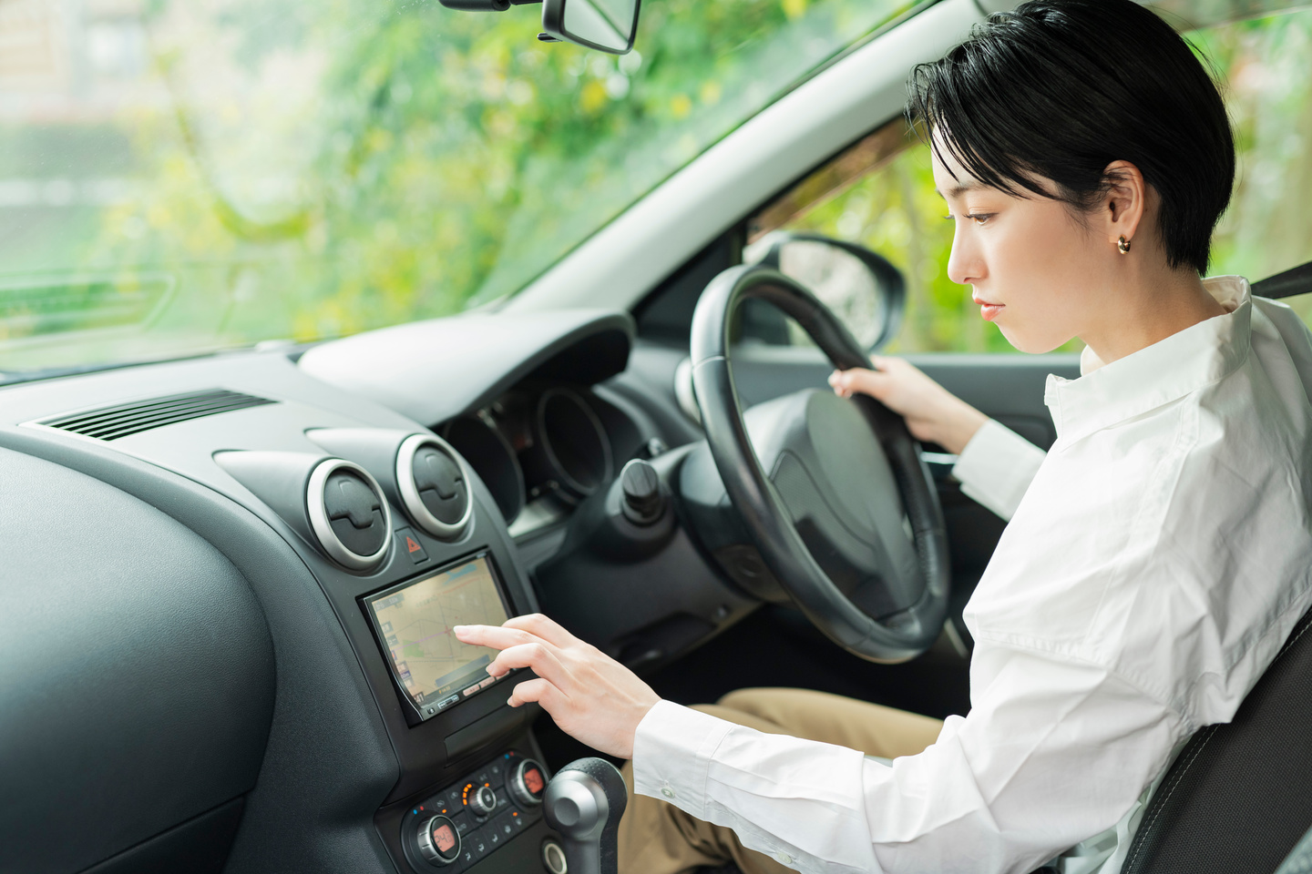 カーナビへの不満、第1位は「わかりにくい」！みんなの車事情を調査してみた