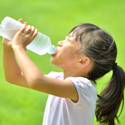 夏の水分＆塩分補給の落とし穴！「子供の熱中症対策」5つの要注意ポイント【夏の飲み物、どう選ぶ？#3】