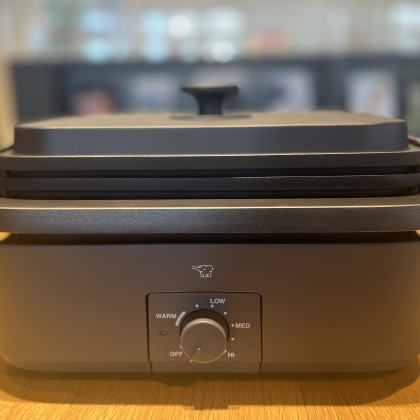 発見！「小型のホットプレート」。お鍋やフライパンのように気軽に使える、象印「デイリーコンパクトプレート」が優秀です